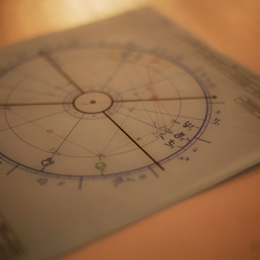 Ok és okozat, az egyik legelterjedtebb tévhit az asztrológiáról